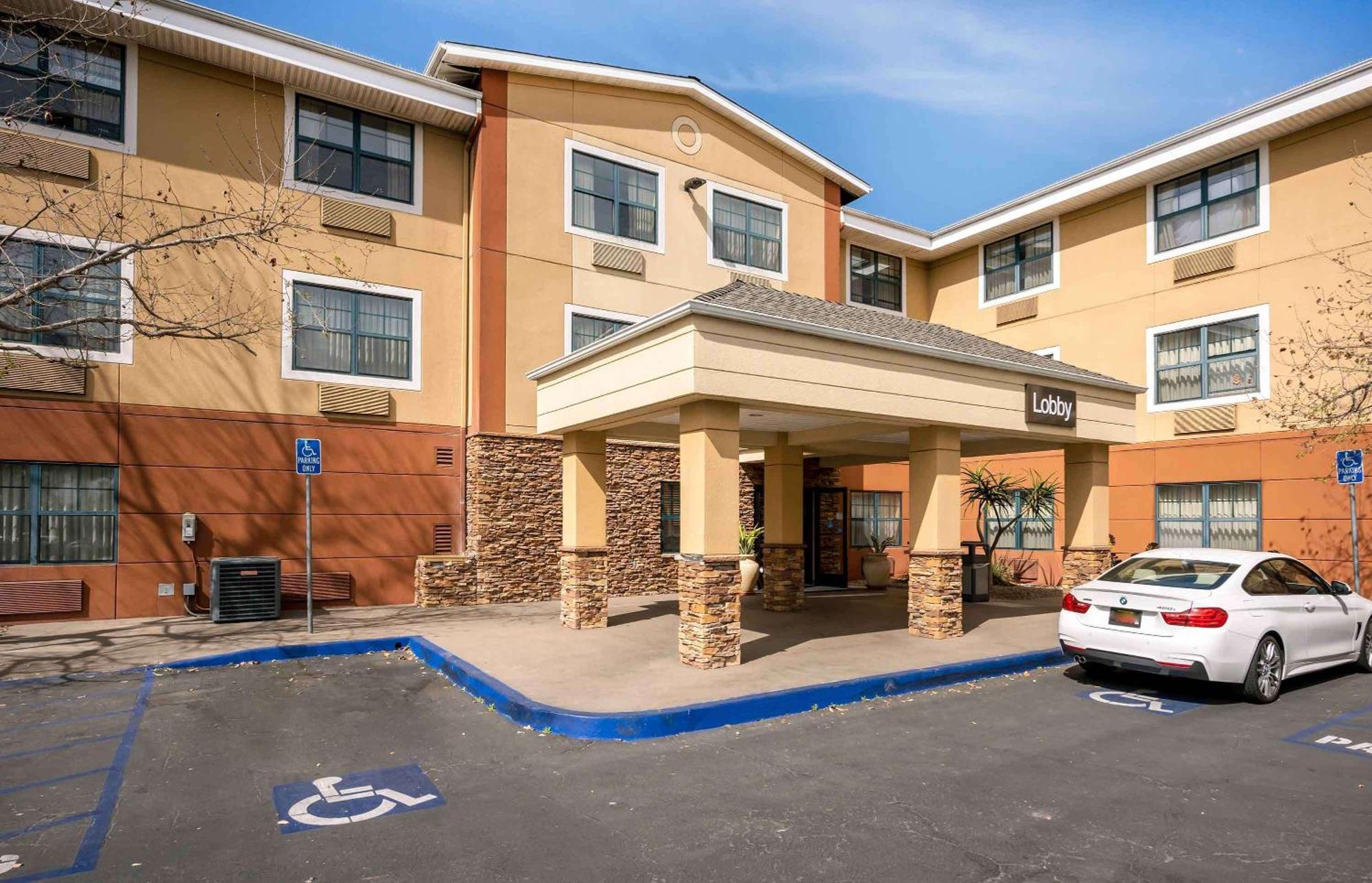 Extended Stay America Suites - Santa Barbara - Calle Real Exterior photo